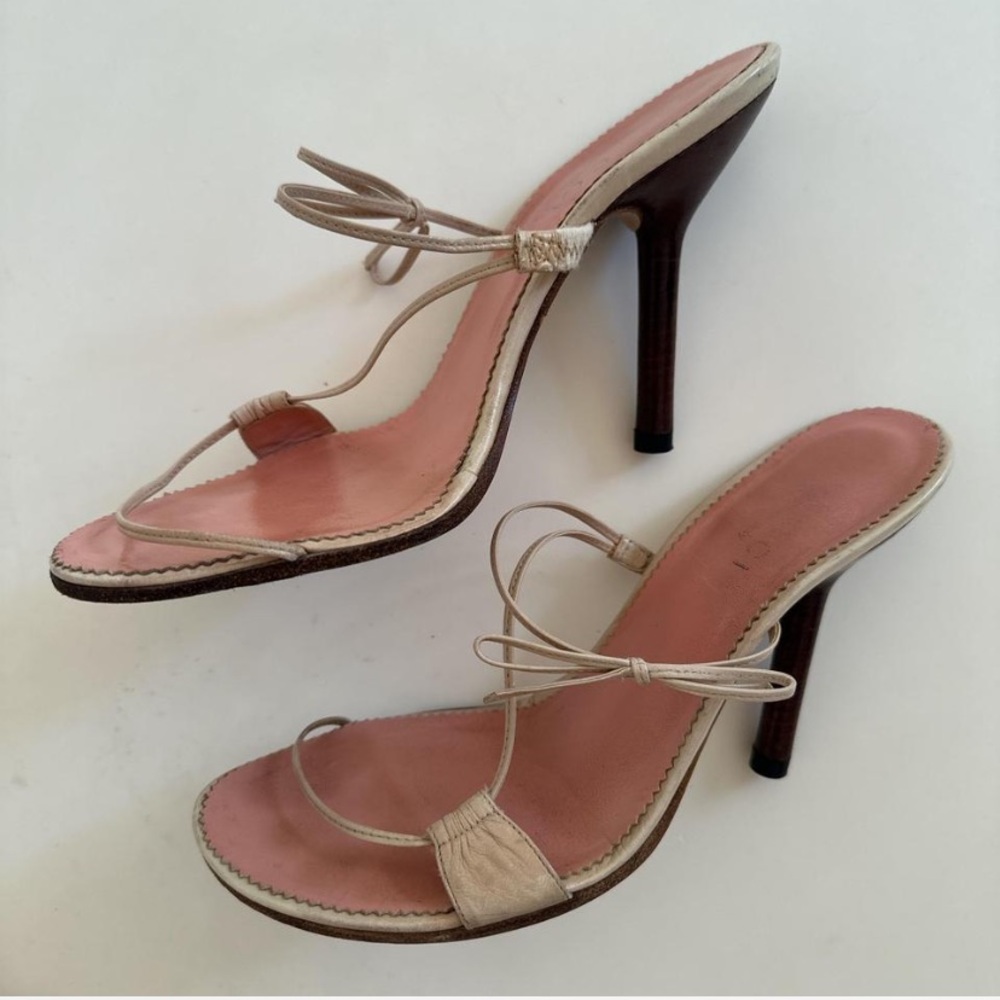 Gucci Tom Ford Bow Heels
